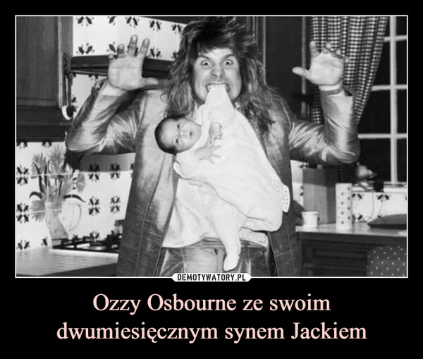 Ozzy Osbourne ze swoim dwumiesięcznym synem Jackiem –  
